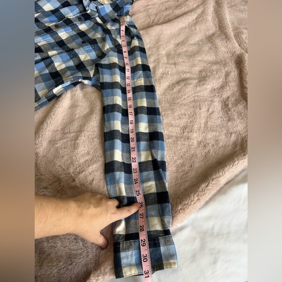 L.L. Bean Men’s Button Down Plaid Flannel Shirt - Picture 6 of 6